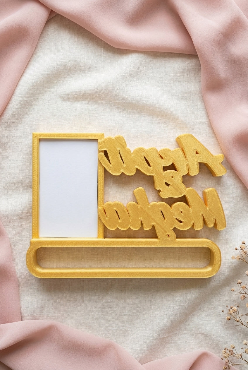 EverUs — Personalized Couple Name Photo Frame