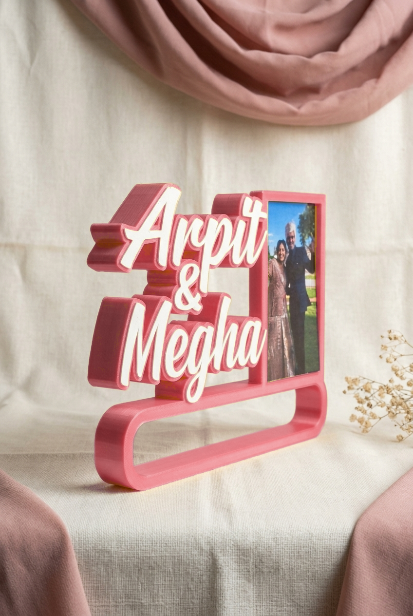EverUs — Personalized Couple Name Photo Frame